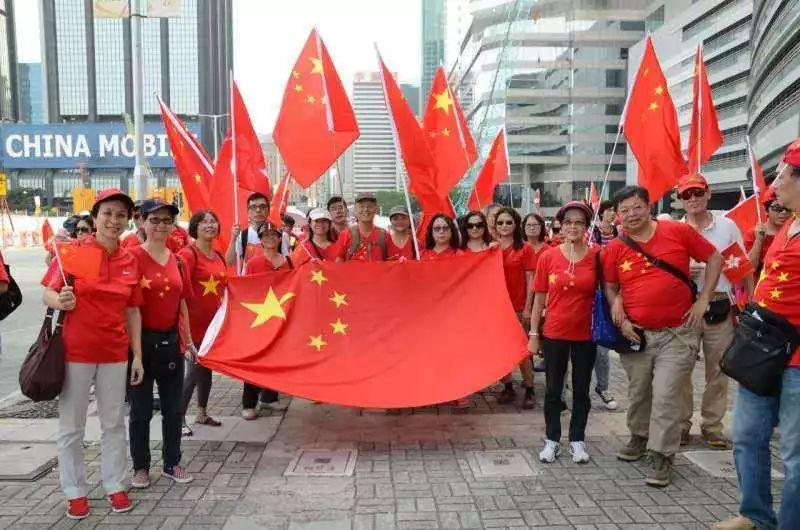 甘肃多地鹅毛大雪漫天飞，为何刚十月就会下雪？游戏画面